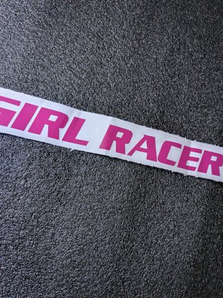 Adesivo Carro "GIRL RACER" ROSA (20CMx2.2CM)