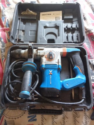 Taladro percutor Dexter 1500W