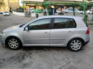 Volkswagen Golf 2004