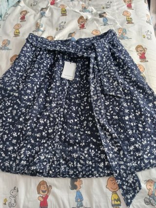 Falda nueva midi Pedro del Hierro floral azul bord
