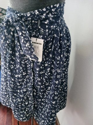 Falda nueva midi Pedro del Hierro floral azul bord