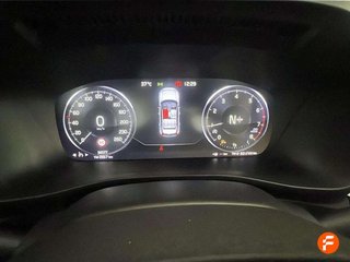 Volvo XC40 1.5 T2 Momentum Pro