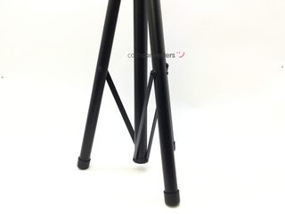 soporte altavoces adam hall stands