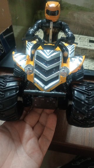 Quad Radio Control Revell Dust Racer