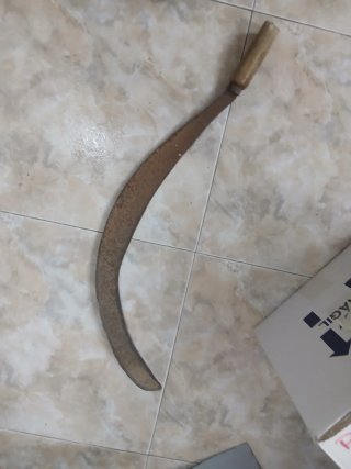 Antigua hoz de labranza