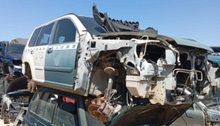 Piloto trasero derecho nissan x-trail 2.0 226100