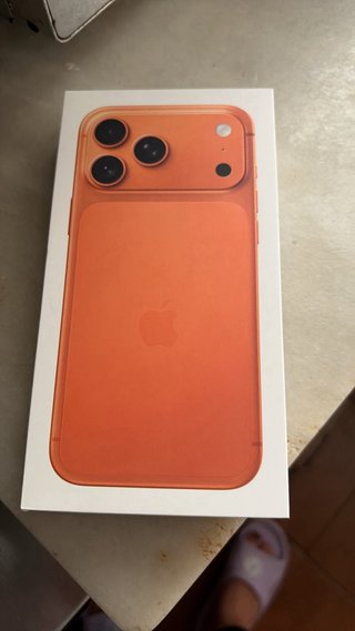 iPhone 17 Pro Max Naranja