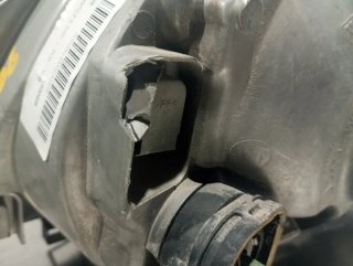 Faro derecho OPEL VIVARO