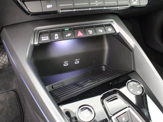 AUDI A3 1.5 40 TFSI E S TRONIC ALLSTREET GENUINE 204 5P