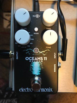 Electroharmonix Oceans 11 Reverb