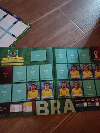 Lote 5 álbumes futbol stickers Panini mundial 22