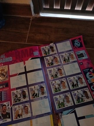 Lote 5 álbumes futbol stickers Panini mundial 22