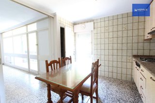 Piso en venta en El Plantinar - Felipe II - Tiro de Línea en Sevilla