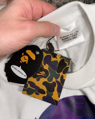 Camiseta BAPE A Bathing Ape Morada