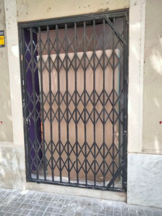 Reja de ballesta metálica medidas 2500x1700