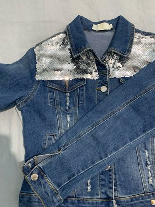 Chaqueta vaquera con lentejuelas