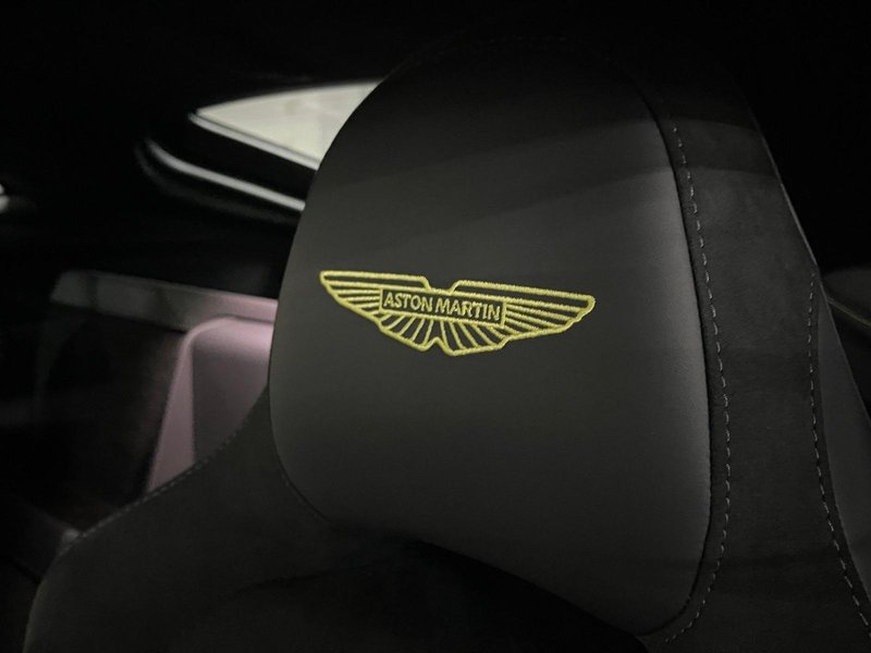 Aston Martin Vantage 2024, foto 12