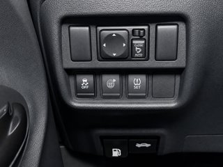 Nissan Juke G E6D-Temp 83kW(112CV) 5M/T BOSE PE BLA.