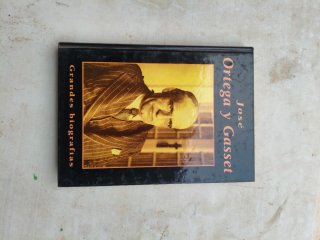 2Lotes de libros -Literatura española y biografías