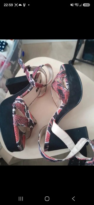 Sandalias de tacón con plataforma