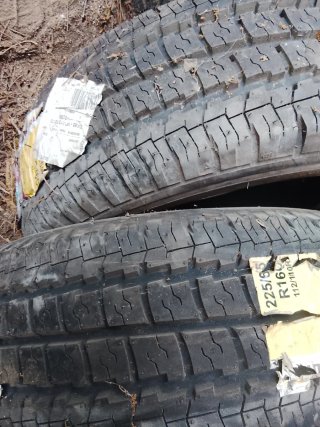 Neumáticos 225/65R16