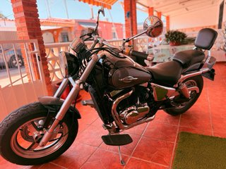 Suzuki Marauder 800cc - Moto Custom