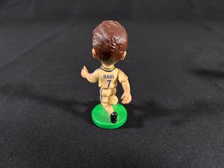 Lote 13 Figuras Real Madrid Vintage Target 2000