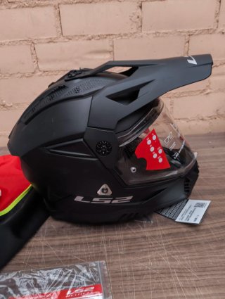 Casco Motocross LS2 Pioneer II Negro Mate L