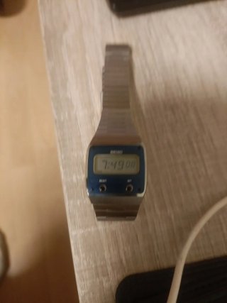 Reloj Seiko Digital Acero