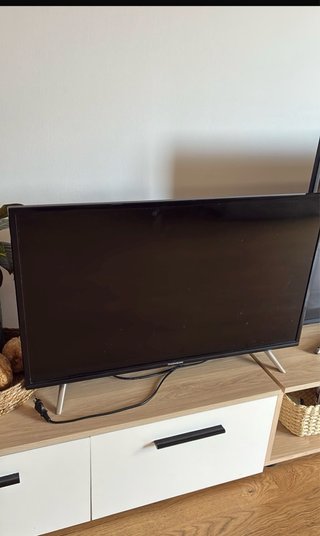 Televisor Thomson Smart TV Negro/Plata