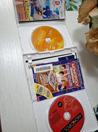 2 Juegos Wii: Mario & Sonic y Monopoly