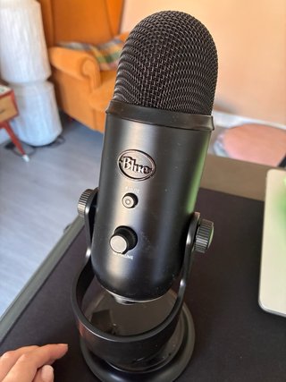Micrófono USB Logitech Blue Yeti