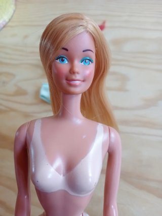 Sun Lovin' Barbie vintage 70s Superstar