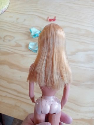 Sun Lovin' Barbie vintage 70s Superstar