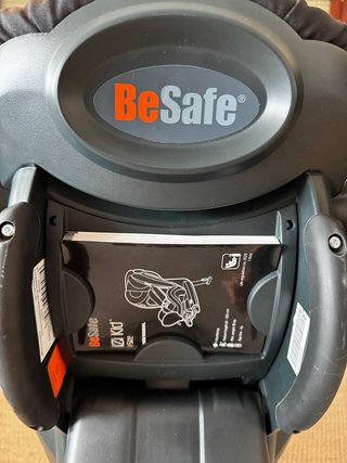 Silla de coche BeSafe negra