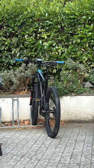 Giant Full Pro E+0