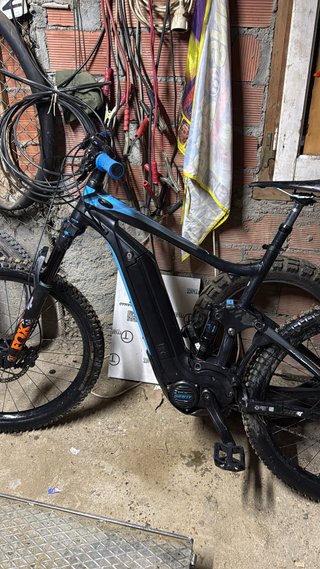 Giant Full Pro E+0