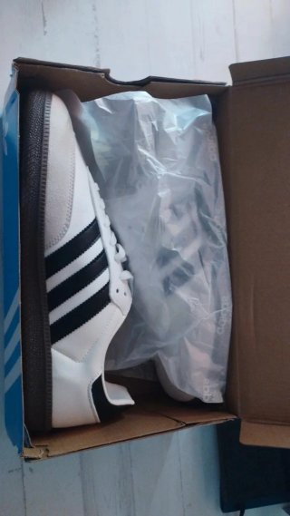Adidas Samba Talla 40 Blancas y Negras