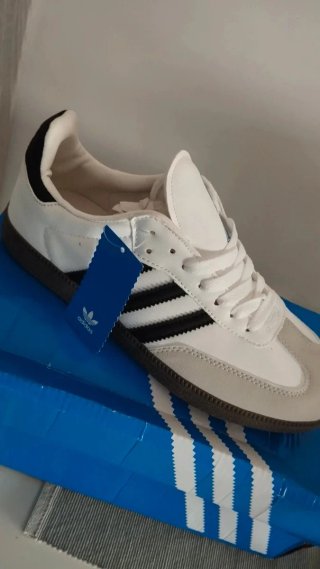 Adidas Samba Talla 45 Blancas Negras