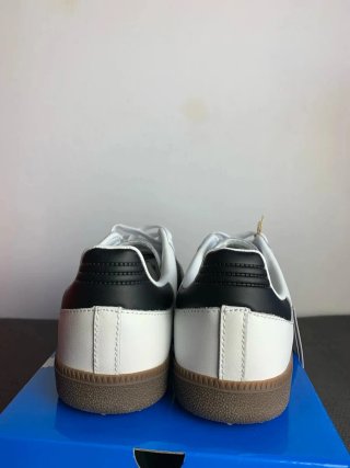 Adidas Samba Talla 43 Marrones y Negras