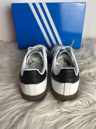 Adidas Samba Talla 43 Marrones y Negras