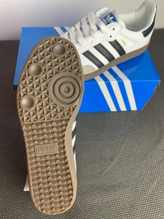 Adidas Samba Talla 43 Marrones y Negras