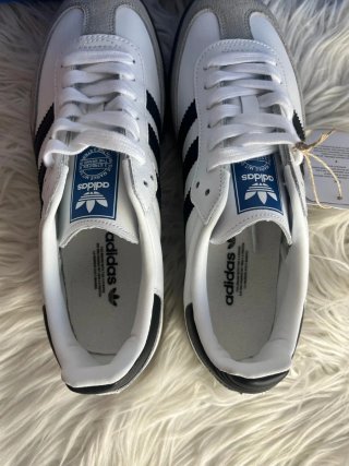 Adidas Samba Talla 43 Marrones y Negras