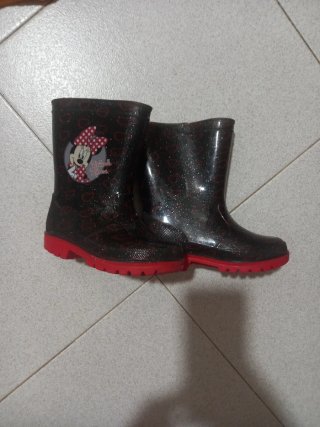 LOTE DE ZAPATOS NIÑA TODO POR 15€ TALLAS 20 a 27