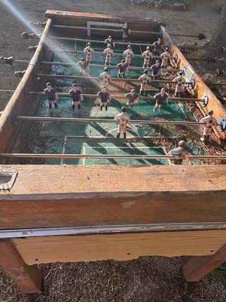 Futbolín recreativo de madera