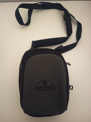 Bolsa Pequeña Samsonite Correa y Enganche Cinturón
