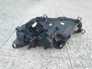 Faro derecho Seat León mk4