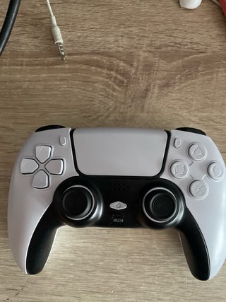 PS4 con juegos y mando no original