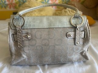 Bolso Guess Beige y Plateado