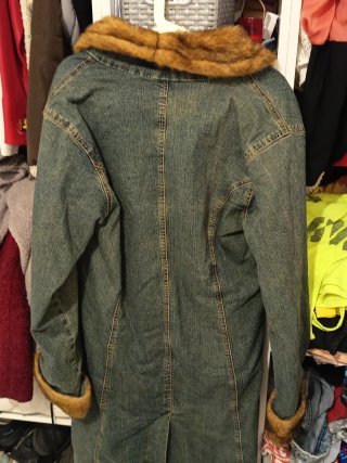 Chaquetón vaquero con pelo